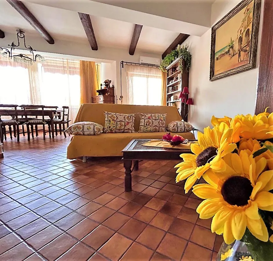 Casa Pittone Apartman Giardini-Naxos
